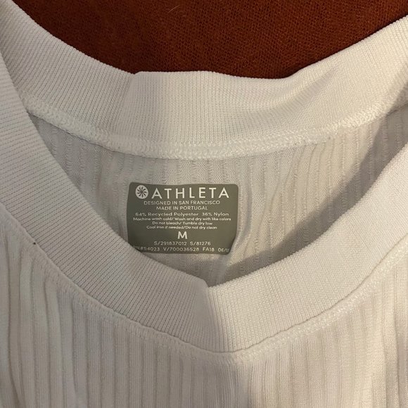Athleta workout top - Picture 2 of 3
